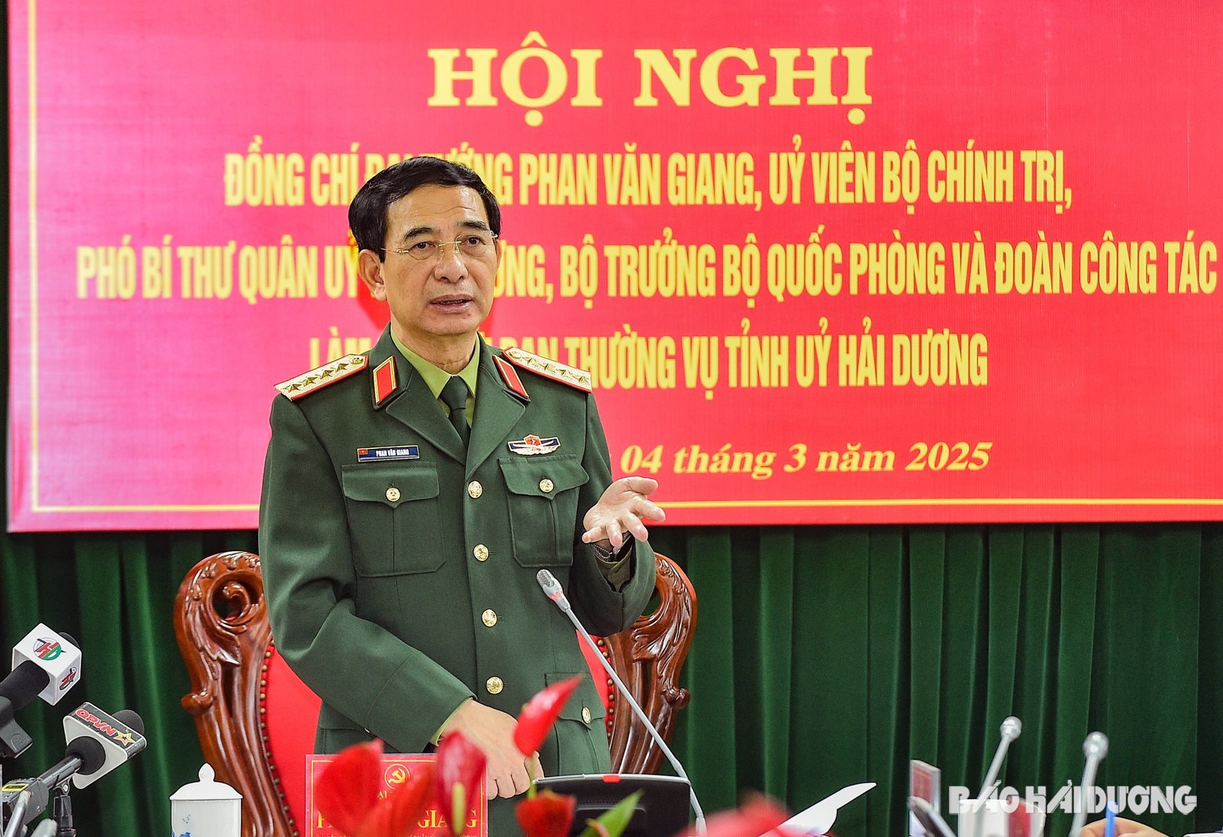 dai-tuong-phan-van-giang.jpg