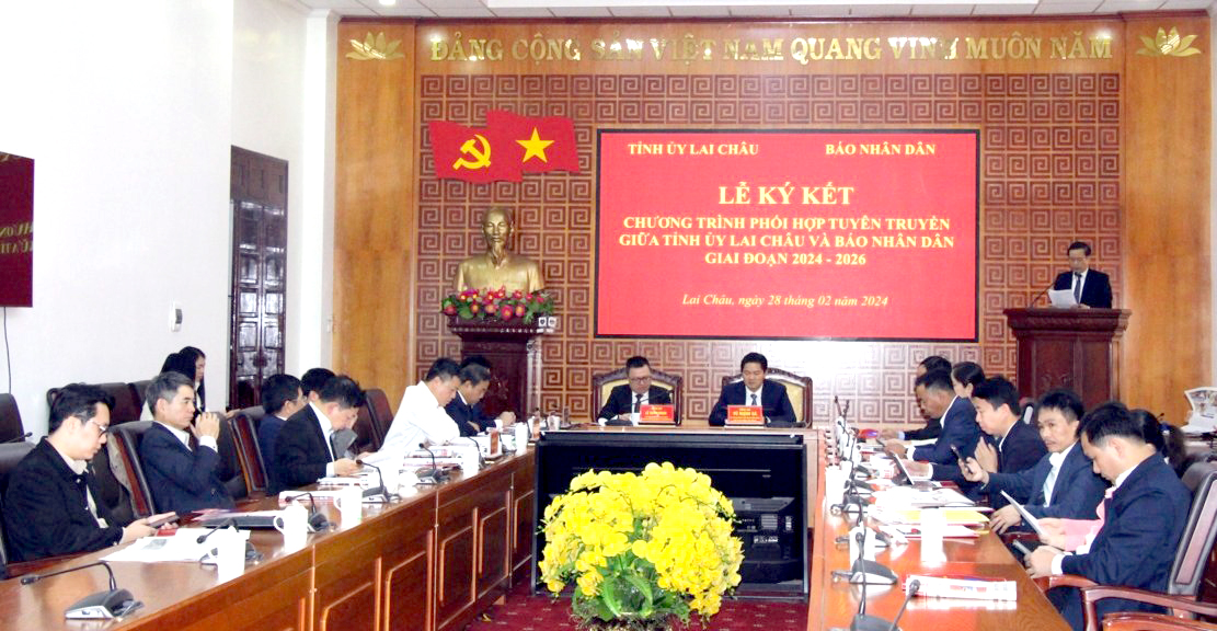 Quang cảnh Lễ ký kết chương trình phối hợp