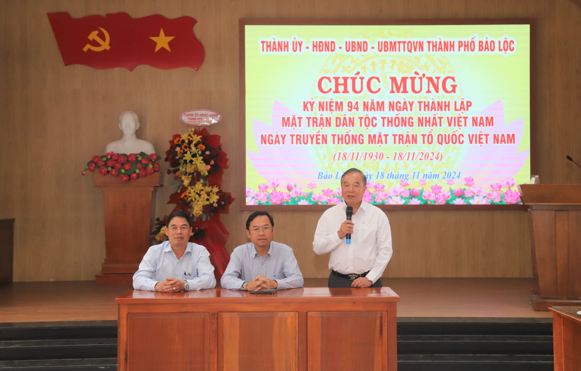 Chủ tịch Ủy ban MTTQ Việt Nam TP Bảo Lộc Huỳnh Minh Chánh phát biểu cảm ơn tới sự quan tâm của các đồng chí Thường trực Thành ủy Bảo Lộc