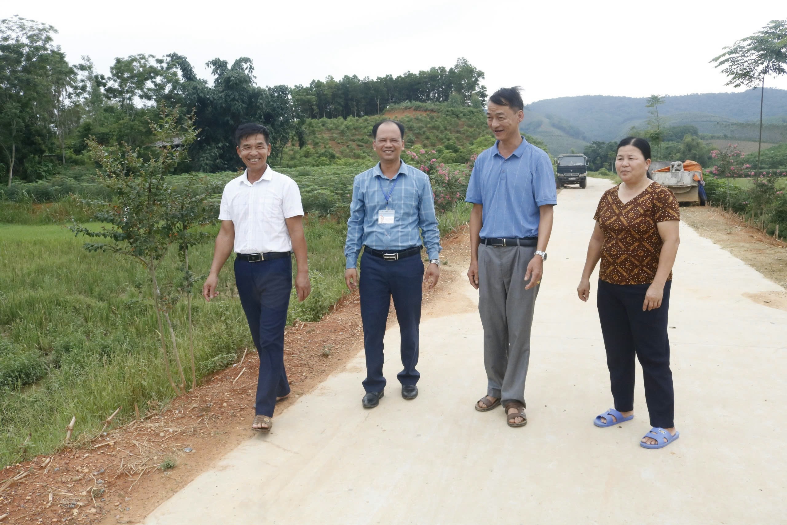 Nối dài con đường “Ý Đảng - lòng dân”