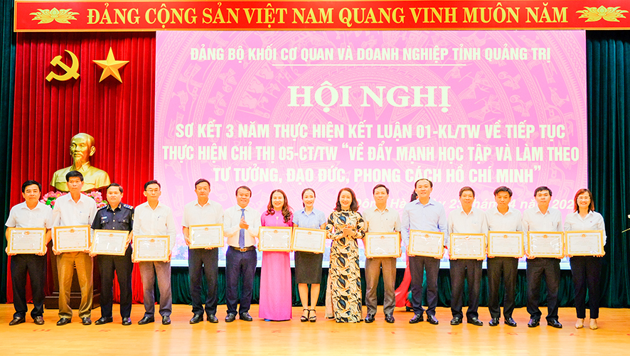 Sáng tạo, đồng thuận, hiệu quả trong học tập và làm theo Bác