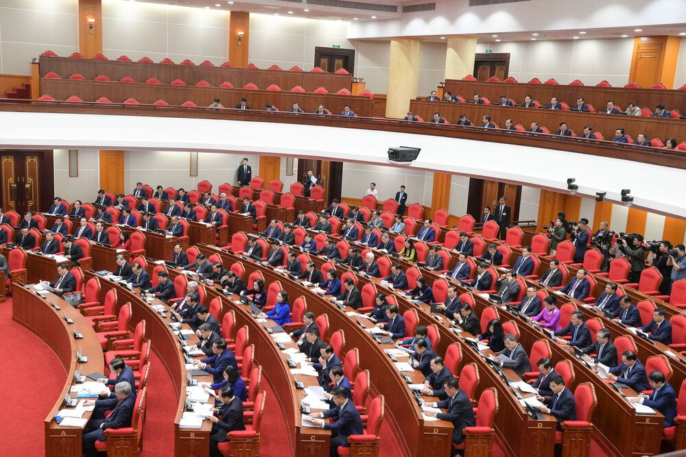 Thông báo Hội nghị lần thứ 15 Ban chấp hành Trung ương Đảng khóa XIII