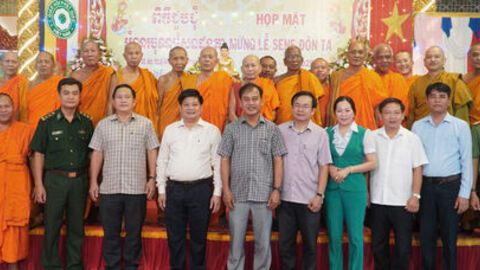 An Giang họp mặt mừng lễ Sene Đôn Ta năm 2025