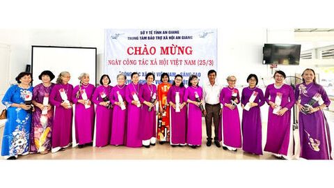 Trung tâm Bảo trợ xã hội tỉnh An Giang họp mặt kỷ niệm 10 năm ngày Công tác xã hội Việt Nam