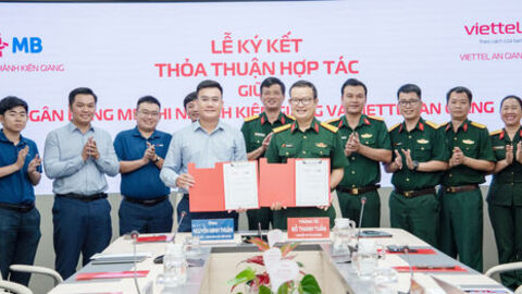 Viettel An Giang và MB chi nhánh Kiên Giang ký kết hợp tác chiến lược thúc đẩy chuyển đổi số 
