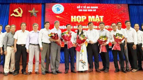 Họp mặt truyền thống Ngày Dân số Việt Nam