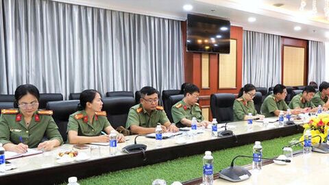 Cục Quản lý xây dựng và doanh trại làm việc với Công an tỉnh An Giang về công tác đầu tư xây dựng