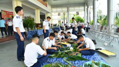 Bộ Tư lệnh Vùng Cảnh sát biển 4 tổ chức Hội thi “Bánh chưng xanh”