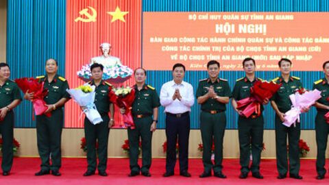 Xây dựng nền quốc phòng toàn dân vững mạnh