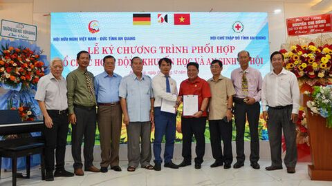 Họp mặt kỷ niệm 50 năm thiết lập quan hệ ngoại giao Việt Nam - Cộng hòa Liên bang Đức và 1 năm thành lập Hội Hữu nghị Việt Nam – Đức tỉnh An Giang