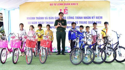 Vòng xe nghĩa tình