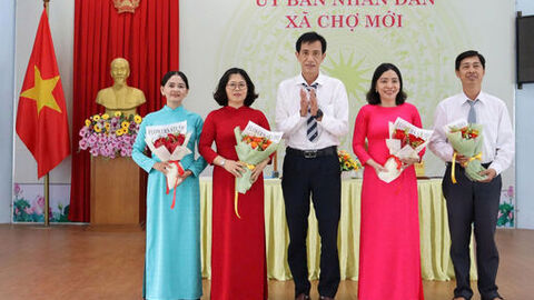 Bà Huỳnh Thị Nguyệt Hồng tái đắc cử chức Chủ tịch HĐND xã Chợ Mới