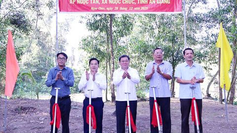 Khởi công 2 cầu giao thông tại xã Giồng Riềng và Ngọc Chúc