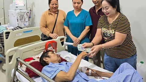 Ấm lòng bệnh nhân chạy thận