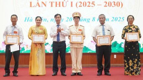 Phường Hà Tiên tổ chức đại hội thi đua yêu nước