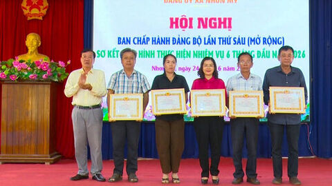 Đảng ủy xã Nhơn Mỹ họp Ban Chấp hành Đảng bộ lần thứ 6