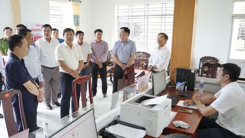 Bí thư Tỉnh ủy An Giang Nguyễn Tiến Hải kiểm tra, khảo sát tại xã Tân Thạnh