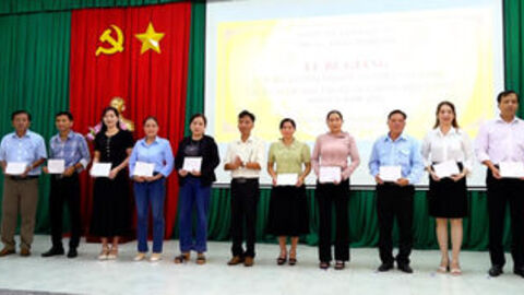 93 học viên hoàn thành chương trình bồi dưỡng nghiệp vụ công tác Đảng dành cho Bí thư Chi bộ và cấp ủy viên cơ sở
