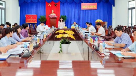 Đảng ủy xã Châu Phú họp thông qua nhiều nội dung quan trọng