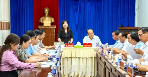 Giám sát công tác vận hành chính quyền địa phương 2 cấp tại xã Hồng Dân
