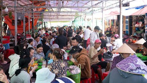 Lễ hội của lòng dân 