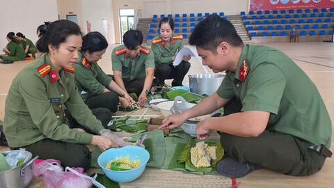 Công an tỉnh An Giang tổ chức chương trình “Xuân khát vọng - Tết sum vầy” mừng Đảng, mừng xuân