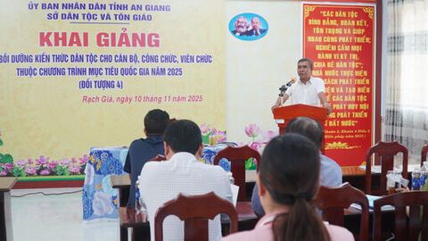 Mở 10 lớp bồi dưỡng kiến thức dân tộc trên địa bàn tỉnh An Giang