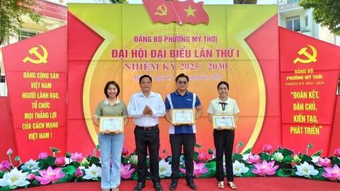 Phường Mỹ Thới tổng kết và trao giải Cuộc thi trắc nghiệm “Tìm hiểu chính quyền 2 cấp” 