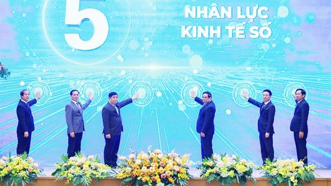 Phát triển kinh tế số, xã hội số, công dân số với "5 tiên phong, 5 có và 5 không"