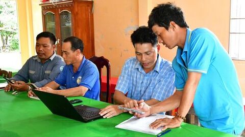 Ấp mới, việc mới
