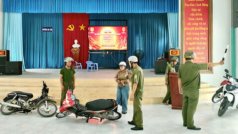 Hội thi Lực lượng tham gia bảo vệ an ninh, trật tự ở cơ sở giỏi phường Chi Lăng