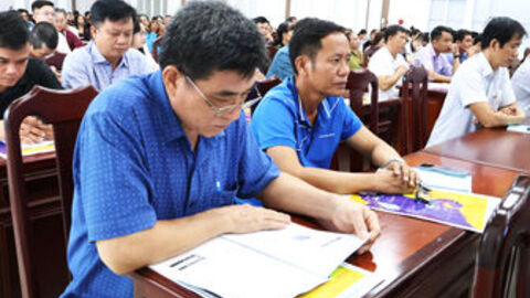 Tập huấn chống khai thác IUU đến ngư dân An Giang