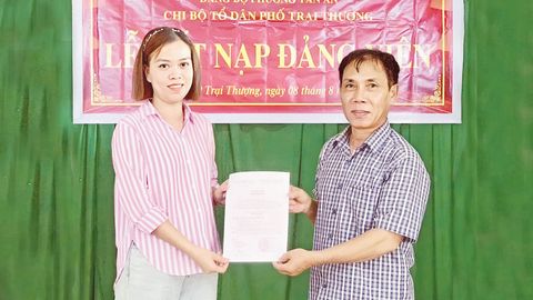 Đảng bộ phường Tân An chú trọng tạo nguồn phát triển đảng viên