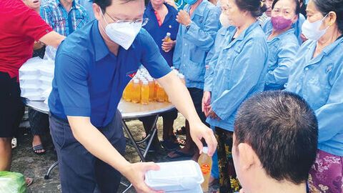 Gương sáng cán bộ Đoàn