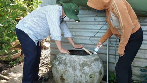 Phòng bệnh sốt xuất huyết ở xã Bình Thạnh Đông