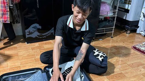 Chờ Tết nơi đất khách