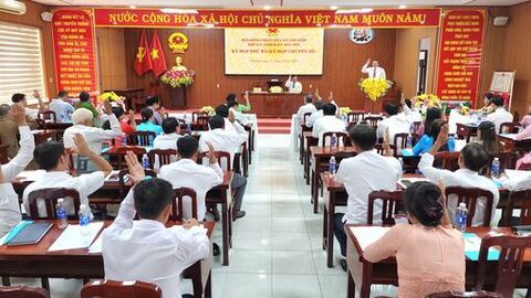 HĐND xã Tân Hiệp bầu bổ sung 2 trưởng ban 