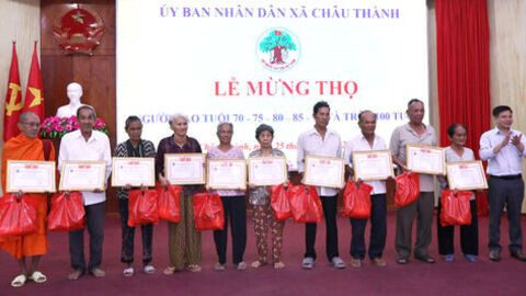 Xã Châu Thành mừng thọ 855 người cao tuổi