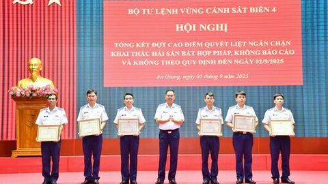 Bộ Tư lệnh Vùng Cảnh sát biển 4 triển khai hiệu quả đợt cao điểm ngăn chặn khai thác IUU
