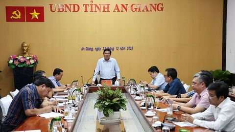 Phó Chủ tịch UBND tỉnh An Giang Ngô Công Thức làm việc về các dự án giao thông trọng điểm