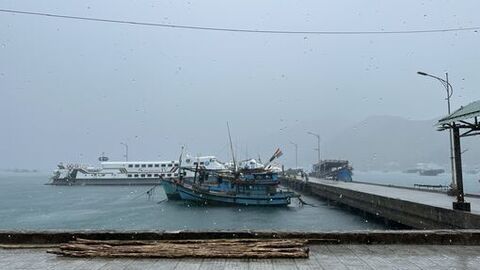 Chủ động ứng phó áp thấp nhiệt đới gần Biển Đông