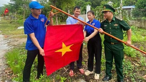 Tuổi trẻ Biên phòng Hà Tiên chung sức xây dựng vùng biên