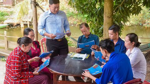 Nghị quyết vào cuộc sống từ việc cụ thể