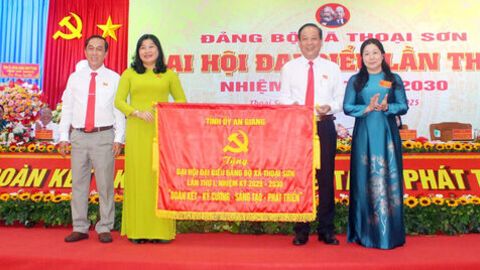 Xây dựng Đảng bộ xã Thoại Sơn và hệ thống chính trị ngang tầm nhiệm vụ