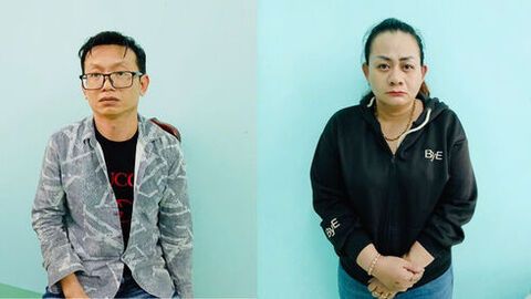 Công an phường Rạch Giá thu giữ tang vật nghi ma túy ngụy trang nhãn Lamborghini và kem chống nắng