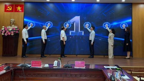 Mở lối đổi mới sáng tạo và chuyển đổi số