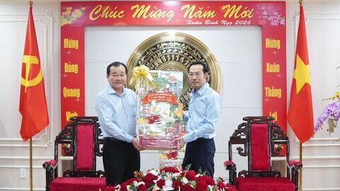 Hai tỉnh Vĩnh Long và An Giang tăng cường hợp tác trên các lĩnh vực