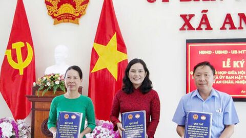 HĐND, UBND và Ủy ban MTTQ Việt Nam xã An Châu ký kết quy chế phối hợp