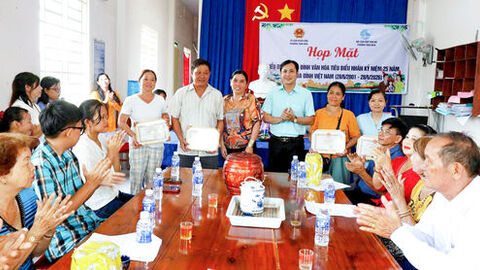 Phường Tịnh Biên khen thưởng 15 gia đình văn hóa tiêu biểu