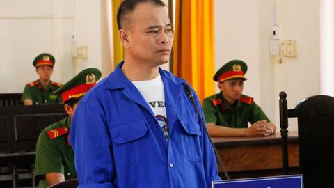 Trả giá vì đánh bắt trái phép